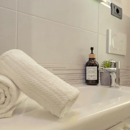 Alojamento de Acomodação e Pequeno-almoço Il Bicciolano 3*